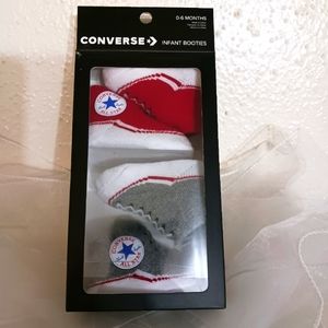 💥BRAND NEW💥 CONVERSE BOOTIES